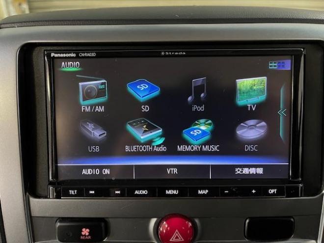 デリカＤ：５　Ｇパワーパッケージ　本州仕入　寒冷地仕様　禁煙車　両側パワースライドドア　社外１６インチブラポリＡＷ＋新品ＴＯＹＯホワイトレター　新品ＪＡＯＳブラックマッドガード　ストラーダナビ　地デジ　ＤＶＤ再生　Ｂｌｕｅｔｏｏｔｈ 4WD 2400 5Dr