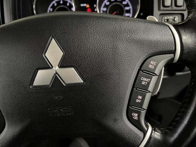 デリカＤ：５　Ｇパワーパッケージ　本州仕入　寒冷地仕様　禁煙車　両側パワースライドドア　社外１６インチブラポリＡＷ＋新品ＴＯＹＯホワイトレター　新品ＪＡＯＳブラックマッドガード　ストラーダナビ　地デジ　ＤＶＤ再生　Ｂｌｕｅｔｏｏｔｈ 4WD 2400 5Dr