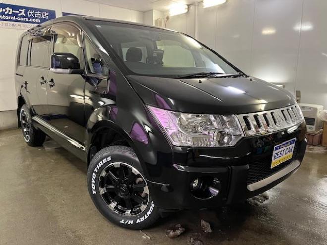 デリカＤ：５　Ｇパワーパッケージ　本州仕入　寒冷地仕様　禁煙車　両側パワースライドドア　社外１６インチブラポリＡＷ＋新品ＴＯＹＯホワイトレター　新品ＪＡＯＳブラックマッドガード　ストラーダナビ　地デジ　ＤＶＤ再生　Ｂｌｕｅｔｏｏｔｈ 4WD 2400 5Dr