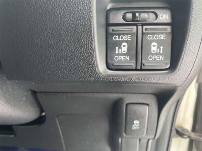 N-BOXカスタムG ターボパッケージ 4WD　新在　庫　限　定　プ　ライス 660