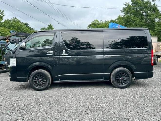 ハイエースバン　スーパーＧＬ　ＥＴＣ　バックカメラ　ナビ　両側スライドドア　ＡＴ　アルミホイール　エアコン　パワーウィンドウ　運転席エアバッグ 4WD 3000(D) 5Dr