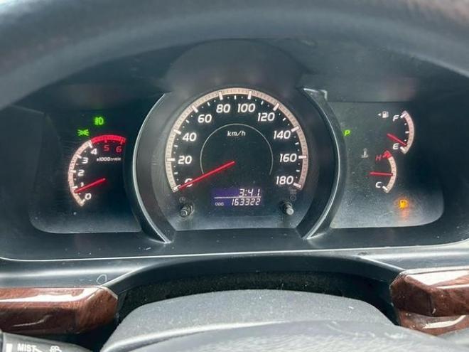 ハイエースバン　４ＷＤ　バックカメラ　ナビ　両側スライドドア　パワーウィンドウ　運転席エアバッグ 4WD 3000(D) 5Dr