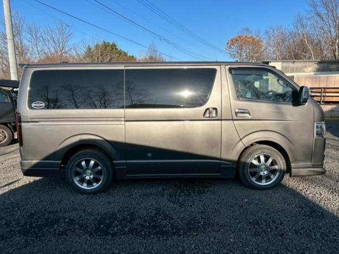 ハイエースバン　４ＷＤ　ＥＴＣ　バックカメラ　ナビ　両側スライドドア　ＡＴ　Ｂｌｕｅｔｏｏｔｈ　エアコン　パワーウィンドウ　運転席エアバッグ 4WD 2500(D) 5Dr