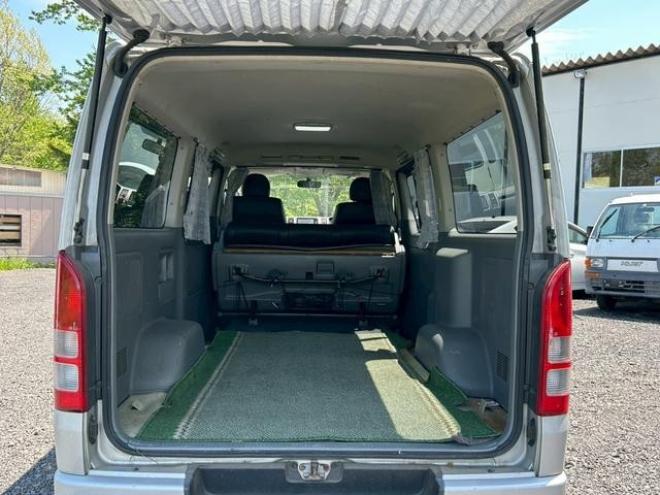 ハイエースバンスーパーＧＬ　４ＷＤ　ナビ　両側スライドドア　電動格納ミラー　ＡＴ　エアコン　パワーウィンドウ　運転席エアバッグ　助手席エアバッグ 4WD 2500(D) 5Dr