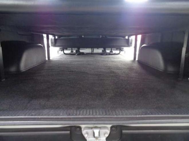 ハイエースバン3.0 スーパーGL ダークプライム ロングボディ ディーゼルターボ 4WD　令和6年タイミングベルト交換済　ワンオーナー　社外ナビ　スマートキー　バックカメラ　フロント・サイドカメラ　バッドラッカー17インチアルミホイール　バッドフェイスボンネット 3000