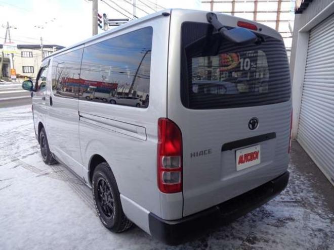 ハイエースバン2.8 DX ロング ディーゼルターボ 4WD　丸目クラシックヘッドライトキット　寒冷地仕様　415COBRA　SAFARIフロントリップスポイラー　16インチアルミ&トーヨーH30　リアヒーター　リアエアコン 2800