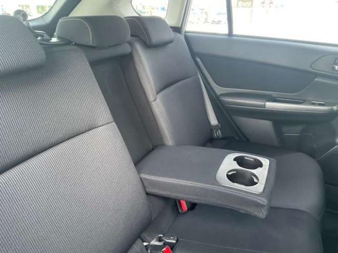 インプレッサスポーツ 2.0 i アイサイト 4WD　後期型　プッシュスタート　スマートキー　KENWOOD製ナビTV　Bluetooth バックカメラ　レーダークルーズコントロール　ETC　HIDヘッドライト　リアスポイラー　エアロ(サイド・リア) 2000