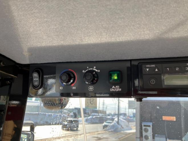 ホイールローダコマツ　未使用　WA50-8