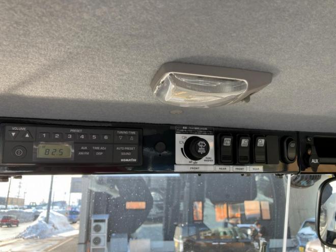 ホイールローダコマツ　未使用　WA50-8