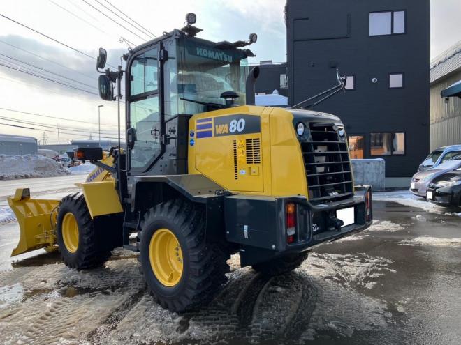 ホイールローダコマツ　未使用　WA80-8