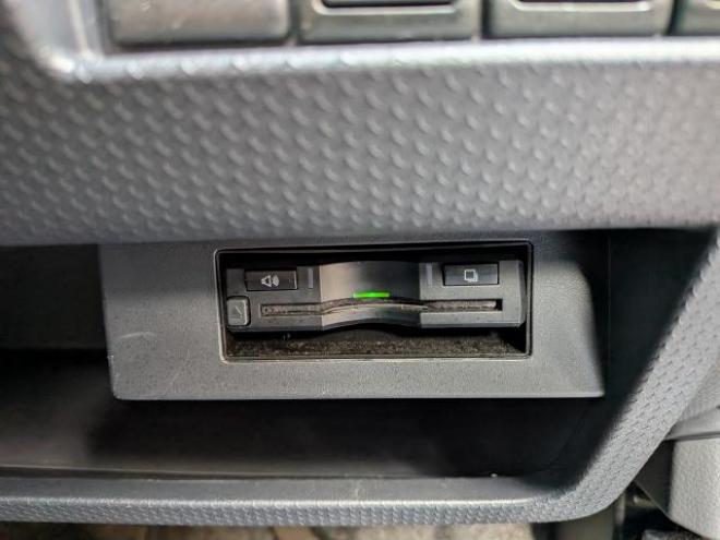 フレアクロスオーバー XG☆アイドリングストップ 4WD 660 5Dr