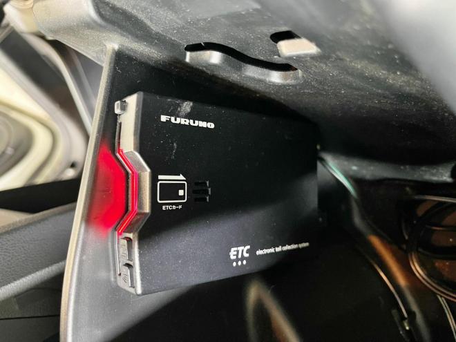 フィット1.3G 4WD 5年保証 ナビ Bカメ ETC 寒冷地仕様 禁煙 車検整備2年付