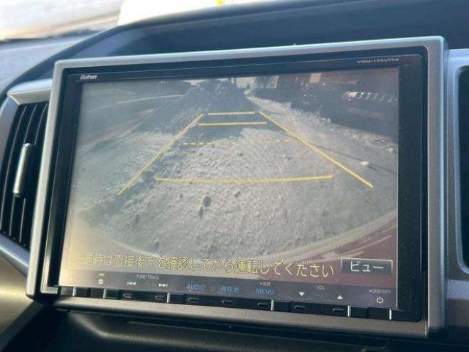 ステップワゴン2.0 スパーダ Z 4WD　ナビ　テレビ　スマートキー　記録簿　メンテナンスノート　取扱説明書　オートエアコン　後席モニター　バックカメラ　両側パワースライドドア　ETC 2000