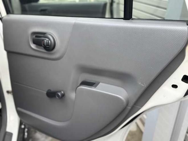 AD1.6 VE 4WD　夏冬タイヤ 1600