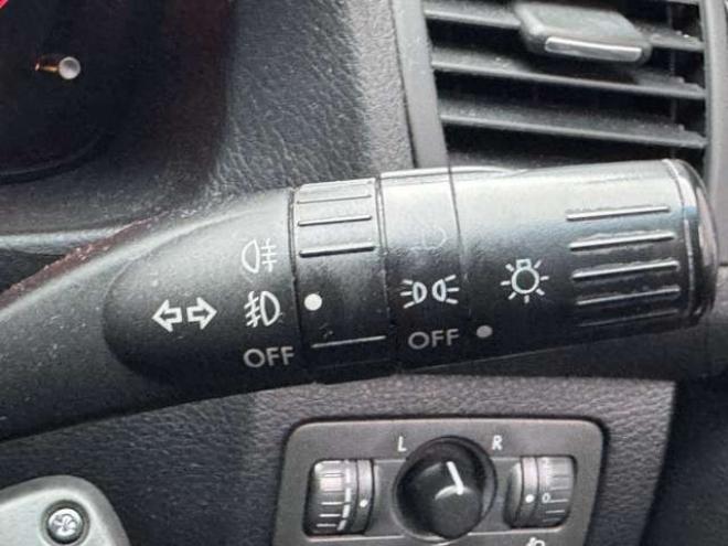 レガシィB4 2.0 GT WRリミテッド2005 4WD　Bluetooth　ハーフレザー　Tベルト交換済み 2000