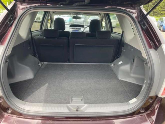 プリウスα1.8 G チューン ブラック　 2WD 1800