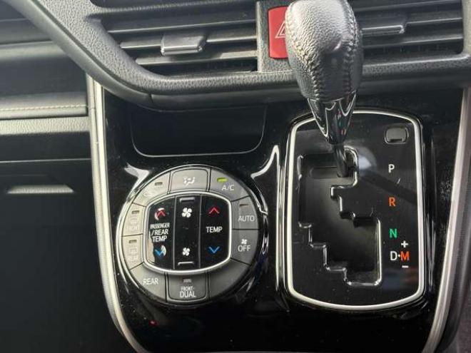 エスクァイア2.0 Xi 4WD　 2000