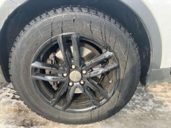 フォードクーガ タイタニアム 4WD　 2500