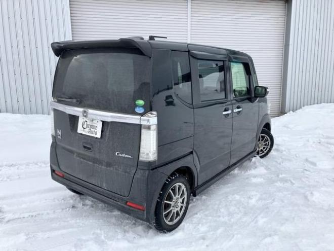 N-BOXカスタム　G SSパッケージ 4WD 660 5Dr