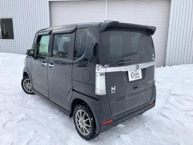 N-BOXカスタム　G SSパッケージ 4WD 660 5Dr