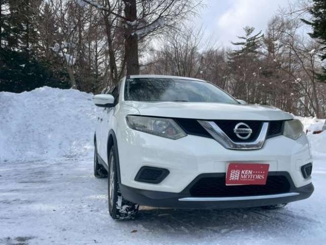 エクストレイル2.0 20S 2列車 4WD　ETC　パワステ　パワーウィンドウ　ABS　アイドリングストップ　エアコン　ナビ　キーレスエントリー　寒冷地仕様 2000