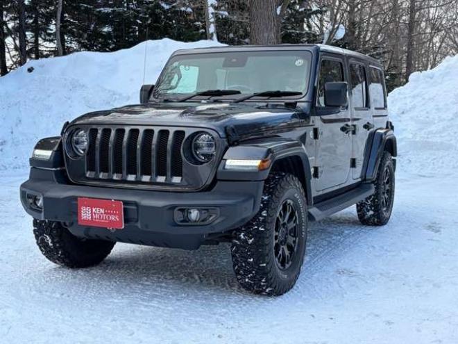 ラングラーアンリミテッド サハラ 3.6L 4WD　エアコン　クルーズコントロール　パワステ　パワーウィンドウ　フロントカメラ　サイドカメラ　バックカメラ　キーレスエントリー　アルミホイール　ABS　横滑り防止装置　盗難防止装置　フルセグTV 正規輸入車 3600