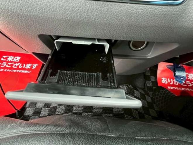 キャラバンNV350 2.5 プレミアムGX ロングボディ ディーゼルターボ 4WD　エンジンスターター　社外11インチナビ　バックカメラ　ETC　ワンオーナー　左側電動スライドドア　社外アルミ　パワーウィンドウ　パワステ　後席モニター　ABS　キーレスエントリー　衝突被害軽減ブレーキ 2500