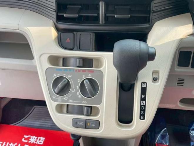 ムーヴL 4WD　アイドリングストップ　シートヒーター　ABS　横滑り防止装置　キーレス　エアコン　パワーウィンドウ　パワステ　寒冷地仕様 660