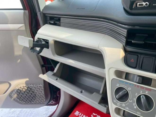 ムーヴL 4WD　アイドリングストップ　シートヒーター　ABS　横滑り防止装置　キーレス　エアコン　パワーウィンドウ　パワステ　寒冷地仕様 660