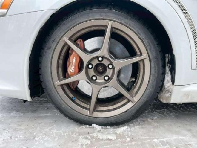 ランサーエボリューション 2.0 GSR X 4WD　ブリッツ車高調　社外マフラー(カキモト)　ローダウン　ETC　ABS　横滑り防止装置　盗難防止装置　エアコン　パワーウィンドウ　パワステ　キーレスエントリー　純正ナビ　社外アルミ 2000