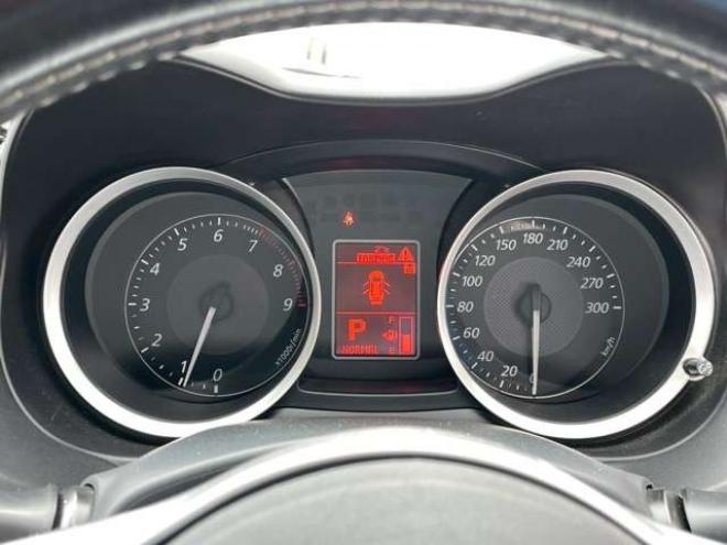 ランサーエボリューション 2.0 GSR X 4WD　ブリッツ車高調　社外マフラー(カキモト)　ローダウン　ETC　ABS　横滑り防止装置　盗難防止装置　エアコン　パワーウィンドウ　パワステ　キーレスエントリー　純正ナビ　社外アルミ 2000