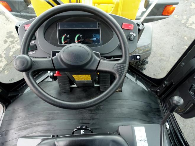 ホイールローダ日立 ZW30-5B  バケット容量0.4m3