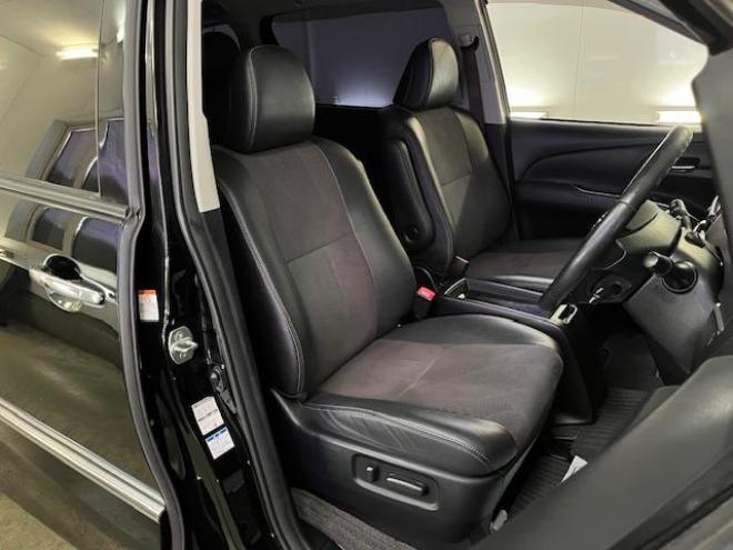 エスティマアエラス　プレミアムエディション　本州仕入　寒冷地仕様　禁煙車　純正リアフリップダウンモニター　両側パワースライドドア　純正１８インチＡＷ　社外１６ＡＷ＋スタッドレスタイヤ付　純正エンジンスターター　前後ドライブレコーダー　ＥＴＣ 4WD 2400 5Dr