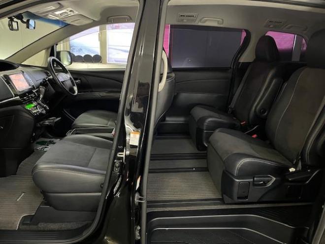 エスティマアエラス　プレミアムエディション　本州仕入　寒冷地仕様　禁煙車　純正リアフリップダウンモニター　両側パワースライドドア　純正１８インチＡＷ　社外１６ＡＷ＋スタッドレスタイヤ付　純正エンジンスターター　前後ドライブレコーダー　ＥＴＣ 4WD 2400 5Dr