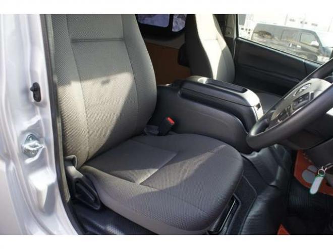 ハイエースバン2.8 DX ワイド スーパーロング ハイルーフ GLパッケージ ディーゼルターボ 4WD　1オーナー　アルパイン11インチナビTV　パノラミックビューモニター　ドラレコ　ワークエクストラップ17インチAW　415コブラフロントスポイラー　リアヒーター&エアコン　LEDヘッドライト　フォグ ETC 2800