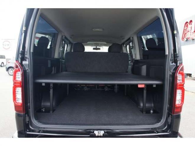 レジアスエース2.8 スーパーGL ダークプライム ロングボディ ディーゼルターボ 4WD　415COBRAオフィシャルコンプリート　ファントムヘッドライトシステム&新作HP-6　18インチホイール&フェイスリフトキット&フルエアロ&フローティングリップ&ローフォルムフェンダー　玄武2インチダウンブロック 2800