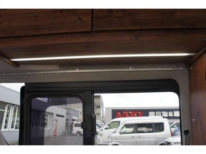 ハイエースバンスーパーロングHR　8人乗りキャンピング4WD　走行充電&外部充電&サブバッテリー　　　&FFヒーター&冷蔵庫&シンク&給排水　アルパインBIG-X&フリップダウン　415COBRAフロントリップ&バッドラッカー17AW　デジタルインナー　全方位カメラ 2700