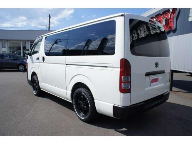 ハイエースバン2.8 DX ロング ディーゼルターボ 4WD　フロントシートセパレート仕様変更済　　　センターコンソール付　415COBRA丸目ライトキット&バッドラッカー16インチAW　415SAFARIフロントスポイラー　TOYOオープンカントリーR/T　電動格納ドアミラー 2800