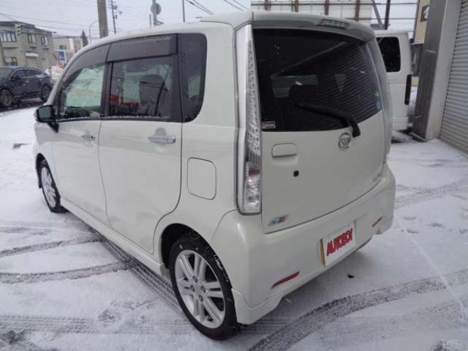 ムーヴカスタム RS SA 4WD　プッシュスタート　スマートキー　純正エンスタ　本革巻きステアリング　電動格納ミラー　フロントフォグ　ETC　横滑り防止　衝突被害軽減　アイドリングストップ　純正ナビ　フルセグTV　HDMI入出力対応　Bluetooth 660