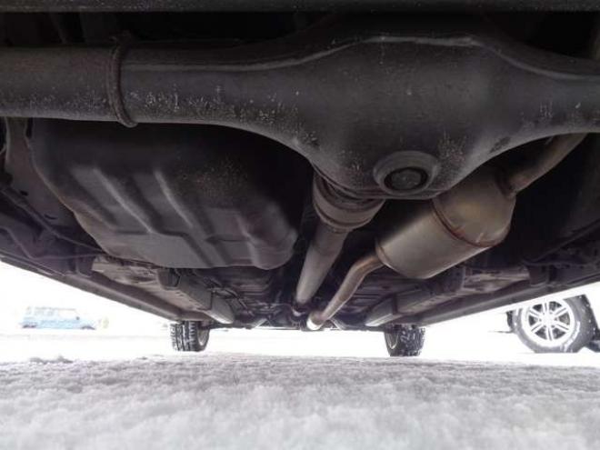 ムーヴカスタム RS SA 4WD　プッシュスタート　スマートキー　純正エンスタ　本革巻きステアリング　電動格納ミラー　フロントフォグ　ETC　横滑り防止　衝突被害軽減　アイドリングストップ　純正ナビ　フルセグTV　HDMI入出力対応　Bluetooth 660