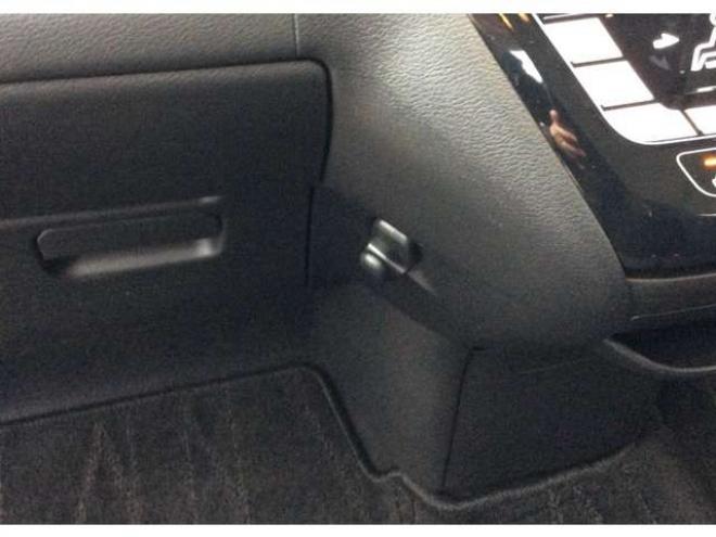 デイズハイウェイスターX 4WD　プッシュスタート　スマートキー　日産純正ナビ　フルセグTV　CD　Bluetooth　全方向カメラ　バックカメラ　本革巻きステアリング　ステアリングスイッチ　クルーズコントロール　シートヒーター　ETC 660