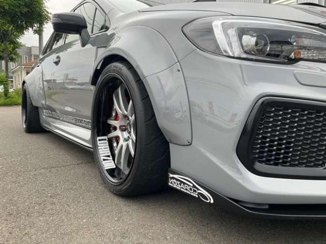 レヴォーグ2.0 STI スポーツ アイサイト 4WD　東京オートサロン2020受賞車　フロント片側60mmワイド　リア片側85mmワイド　ナルドグレー全塗装　BRIDEセミバケットシート　WRX後期Fバンパー　フロント6POTキャリパー　CUSCO製車高調　車幅公認済み 2000
