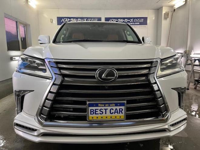 レクサスＬＸ５７０　本州仕入　寒冷地仕様　禁煙車　リアエンターテイメント　純正２１インチＡＷ　社外１８ＡＷ＋スタッドレスタイヤ付　ヘッドアップディスプレイ　全方位パノラミックモニター　ＣＯＯＬＢＯＸ　前後ドラレコ　ＥＴＣ 4WD 5700 5Dr