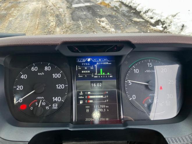 レンジャープロ中古　大型　ワイド5段ラジコンクレーン　6400kg