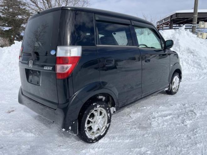 ゼストD 4WD 660 5Dr