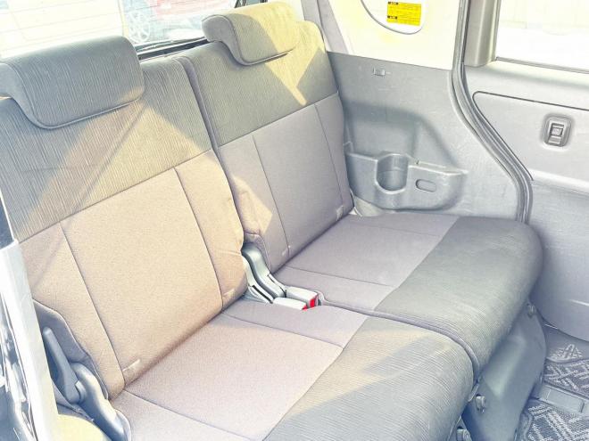 セレナ2.0ライダー 4WD　ローンが不安な方＜優遇ローン＞1年保証　寒冷地仕様　純正ナビ 