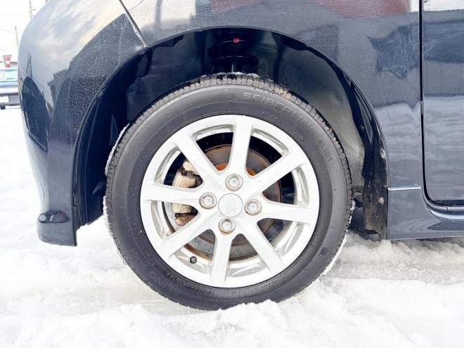 セレナ2.0ライダー 4WD　ローンが不安な方＜優遇ローン＞1年保証　寒冷地仕様　純正ナビ 