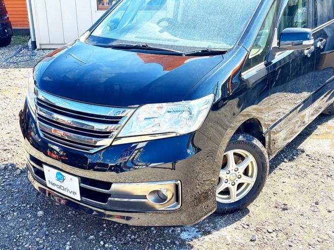 セレナ2.0ライダー 4WD　ローンが不安な方＜優遇ローン＞1年保証　寒冷地仕様　純正ナビ 