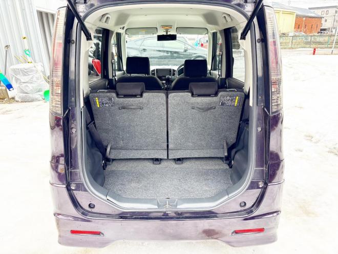 セレナ2.0ライダー 4WD　ローンが不安な方＜優遇ローン＞1年保証　寒冷地仕様　純正ナビ 