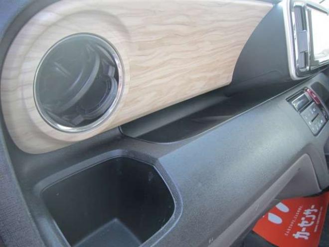 N-ONEG SSブラウンスタイルパッケージ 4WD　2トーンルーフ シートヒーター スマートキ エンスタ  ドアバイザー 社外ナビ&フルセグTV Bカメラ 夏タイヤ+アルミセット積込み 1年間走行無制限保証付 660